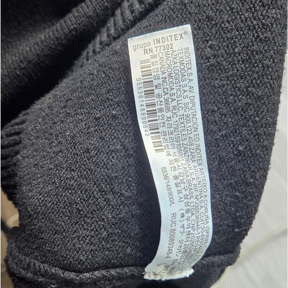 Zara Cropped Black Turtleneck Sweater - Picture 2 of 5